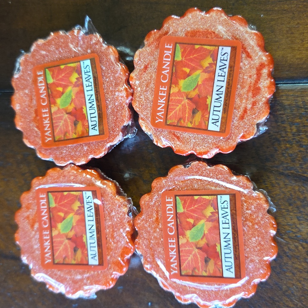 4 Yankee Candle Tarts AUTUMN LEAVES NEW 0.8 oz each